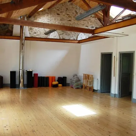 Notre-dame D'escouloubre Sources D'eaux Chaudes Privees Et Sauna Bed & Breakfast 3*