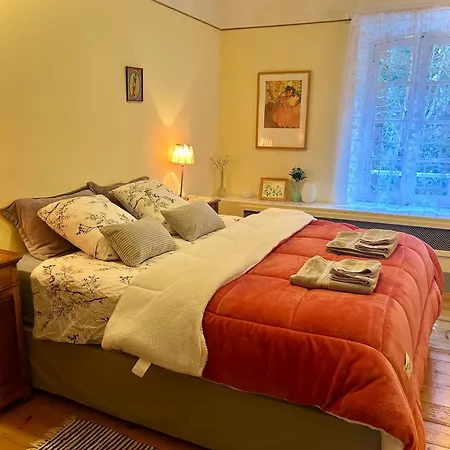 Notre-dame D'escouloubre Sources D'eaux Chaudes Privees Et Sauna Bed & Breakfast 3*