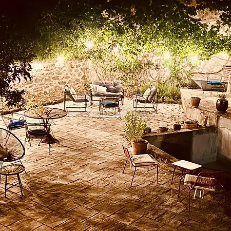 Notre-dame D'escouloubre Sources D'eaux Chaudes Privees Et Sauna Bed and Breakfast
